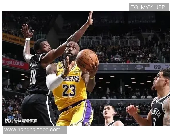湖人对决篮网精彩纷呈12日比赛前瞻与球员状态分析