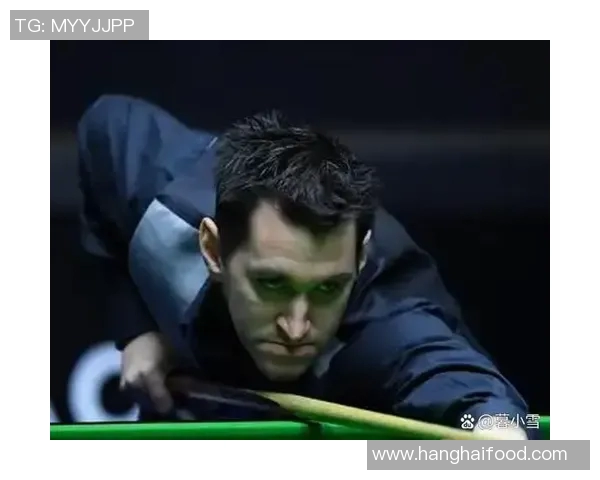 爱尔兰与威尔士激战中球员意外受伤断腿引发广泛关注与讨论